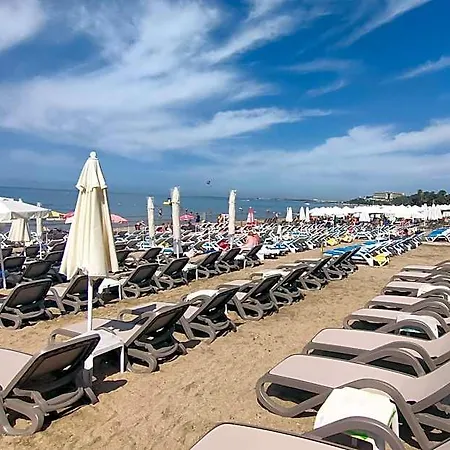Zeugma Adult Only +16 Age 4* Side